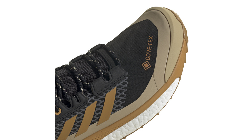 terrex free hiker p