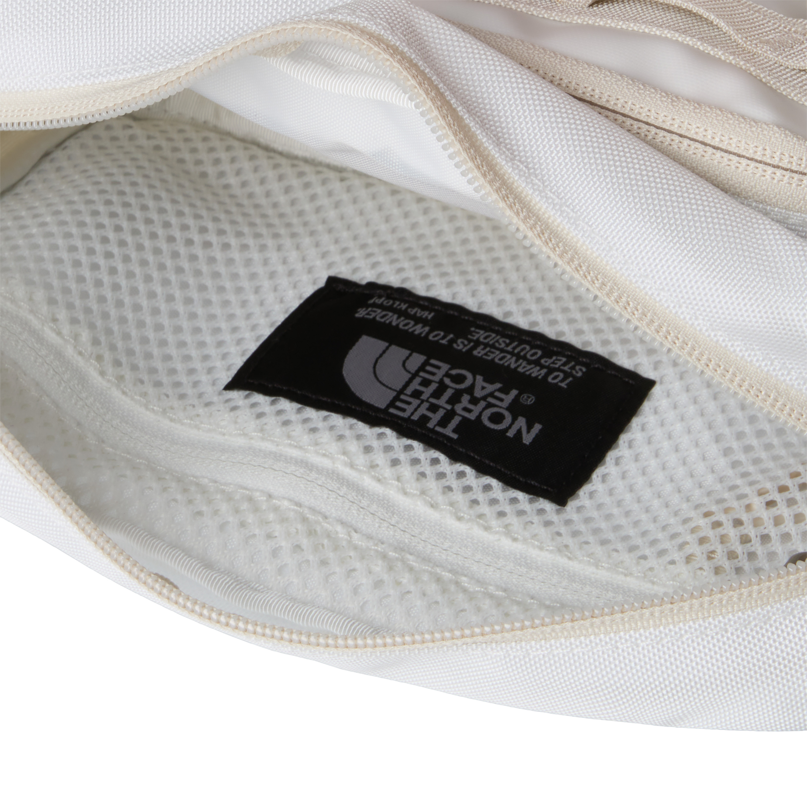 The North Face Base Camp Lumbar Pack Hip Fanny Pack - White Ash/Calacatta Amazon.com: THE NORTH FACE Terra Lumbar Hiking Hip Pack - 1  main image 3