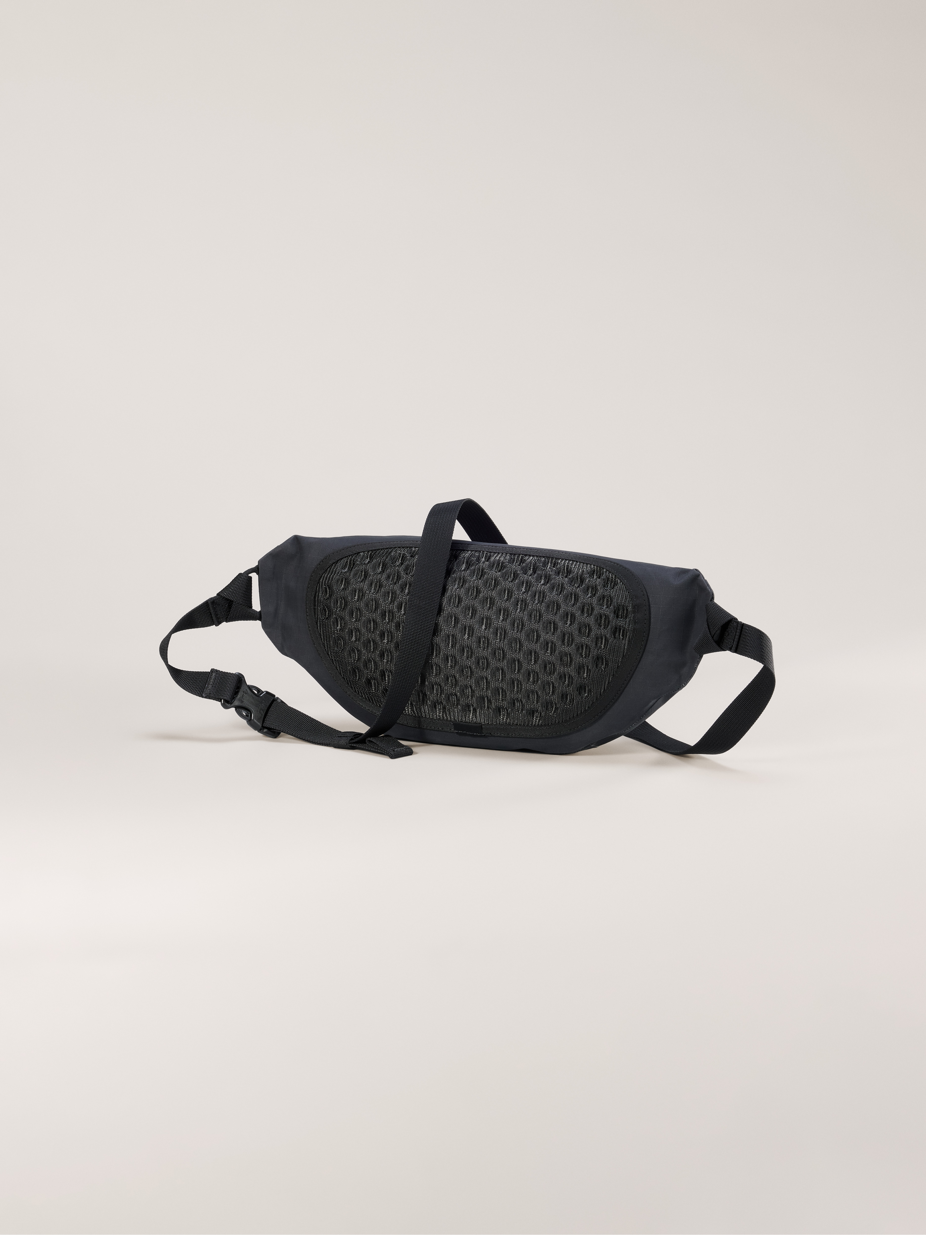 Arc'teryx Granville Crossbody Bag Umhängetasche black 3 Liter