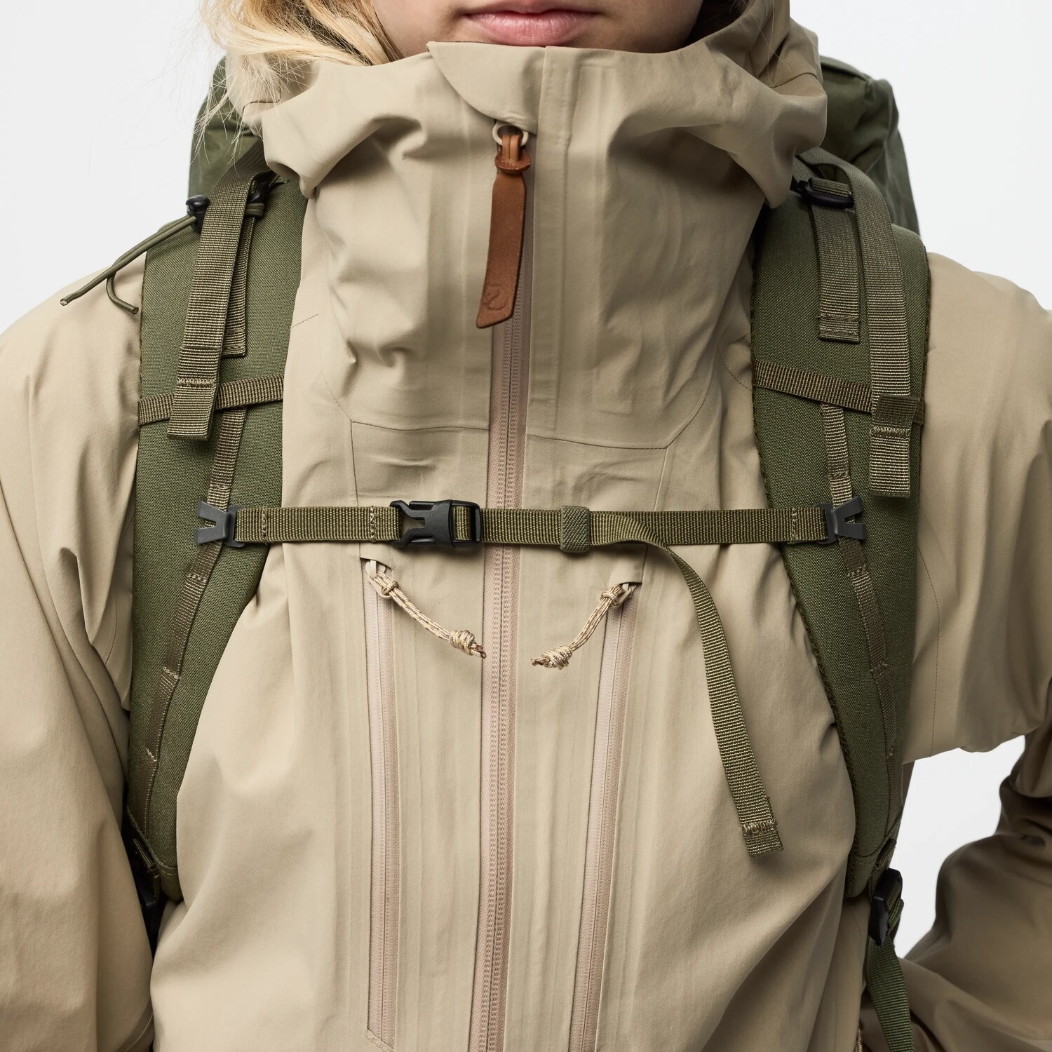 Fjällräven Kajka X-Lätt 45 Trekking backpack green 45 Liters / S-M